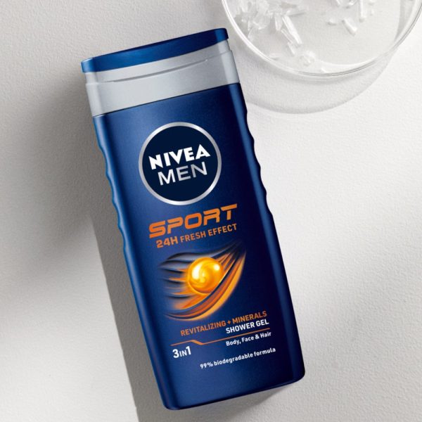 Men Sport Beat zestaw żel pod prysznic 250ml + antyperspirant roll-on 50ml For Discount